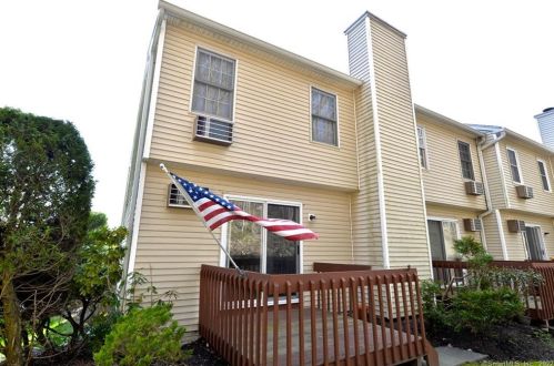 36 Beard Dr, Northville, CT 06776-3716