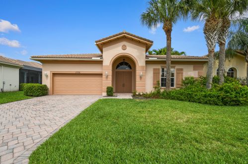 1773 Belmont Cir, Vero Beach, FL 32968-6714