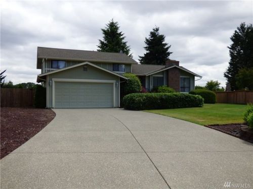 11403 Cloverdale Ct, Lakewood, WA 98499-1235