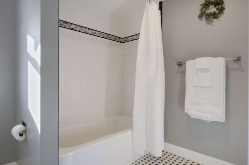 4152 Minnehaha Ave, Minneapolis MN 55417-2329 exterior