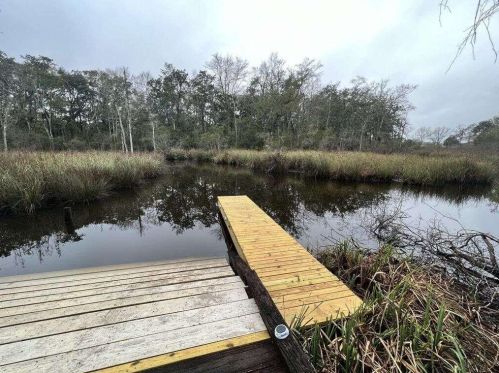 100 Cedar Pl, Freeport, FL 32439-2868