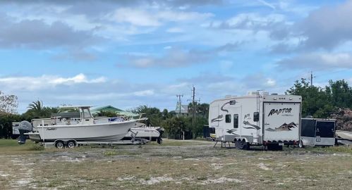 11055 Federal Hwy, Hobe Sound FL  33455-5167 exterior