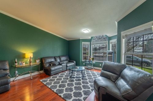 233 O St, Lathrop CA  95330-9661 exterior