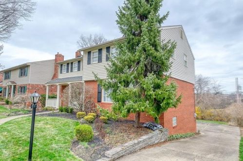254 Toura Dr, Pittsburgh, PA 15236-4509