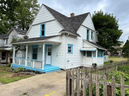 184 Clinton St, Greenville, PA 16125-2630