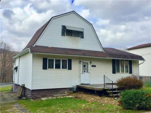 768 Lincoln St, Bolivar, PA 15923-1106
