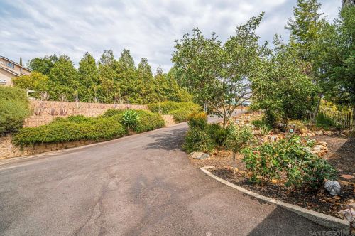 8454 Vista Del Cajon Pl, Lakeside CA  92040-5521 exterior