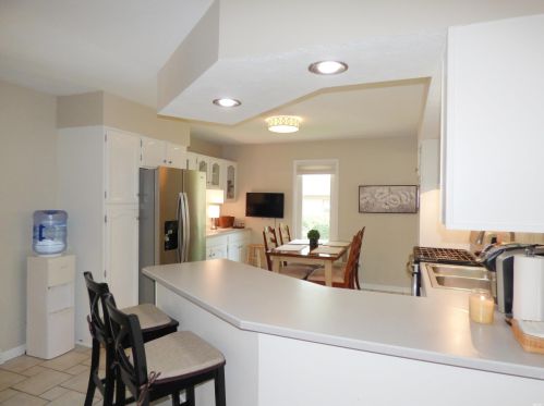 17911 Williamsburg Dr, Granger IN  46530-9252 exterior
