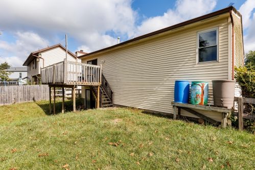 42 Meadow Wood Dr, Florence KY  41042-9323 exterior