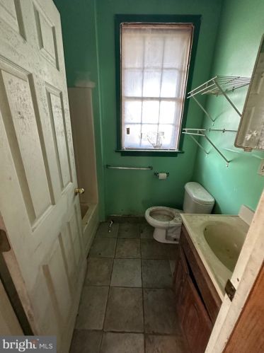 27 Butler St, Harrisburg PA  17103-2028 exterior