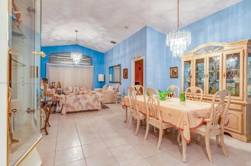 1177 133rd Ave, Hollywood, FL 33028-2742