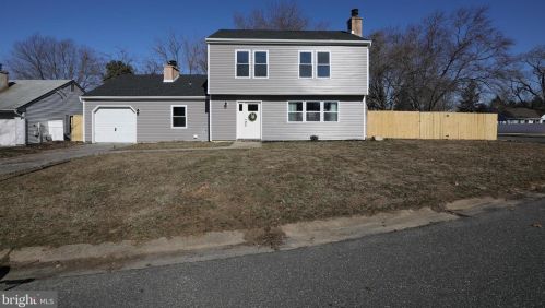 125 Applewood Dr, Auburn NJ 08085-1559 exterior