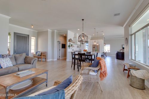 34212 10 St, Phoenix AZ 85085-9216 exterior