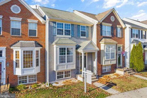 8480 Tackhouse Loop, Gainesville, VA 20155-2906