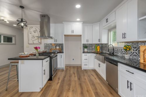 10308 Park St, Bellflower CA  90706-6029 exterior