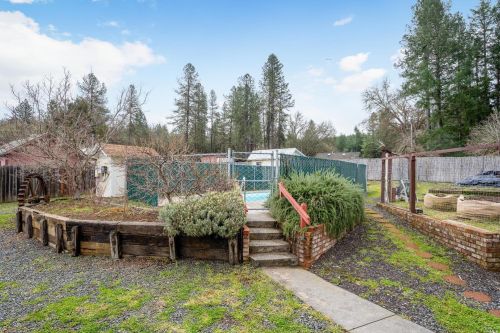 1481 Hill Rd, Willits CA  95490-9723 exterior