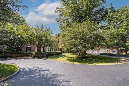 1995 Timber Lakes Dr, Yardley, PA 19067-3920