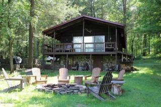 143 Kleinhans Pond Rd, Hawley, PA 18428-7052
