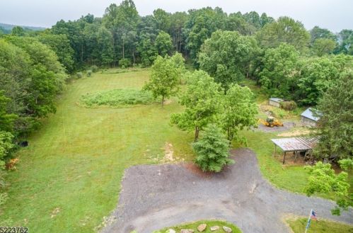 100 Mitchell Rd, Oxford NJ  07863-3344 exterior