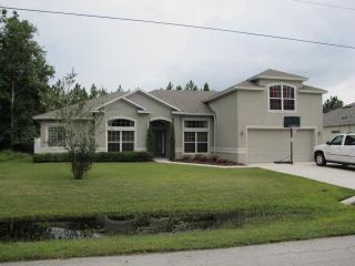 13 Zinnia Trl, Palm Coast FL  32164-5851 exterior