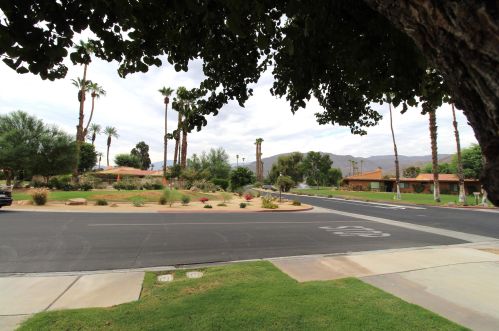 16 La Cerra Cir, Rancho Mirage CA  92270-3808 exterior