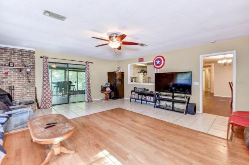 2753 Palm Ter, Deland, FL 32720-2045