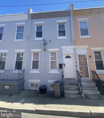 2253 Bouvier St, Philadelphia, PA 19132-4322