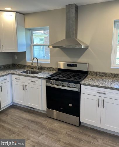 535 Chestnut St, Pottstown PA 19464-5619 exterior