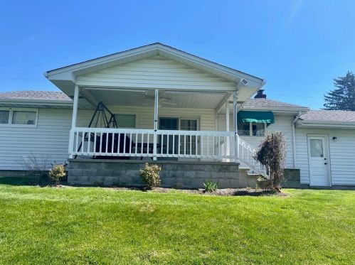 1127 Motor St, New Castle PA  16101-3050 exterior