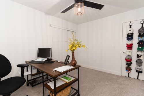 8709 Sentry Dr, Florence KY  41042-8275 exterior