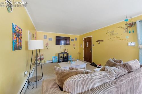 1626 Alexander Cir, Pueblo CO 81001-2002 exterior