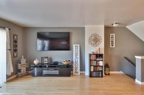 2440 Gillian Ln, Easton PA  18040-5819 exterior