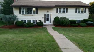 6 Coachmen Ln, Hartford CT  06111-5221 exterior