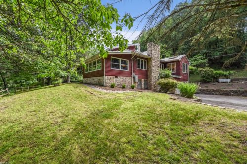 769 Mountain Way, Greystone Park, NJ 07950-1109