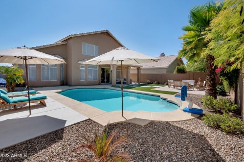 760 Harmon Ct, Chandler, AZ 85226-1950