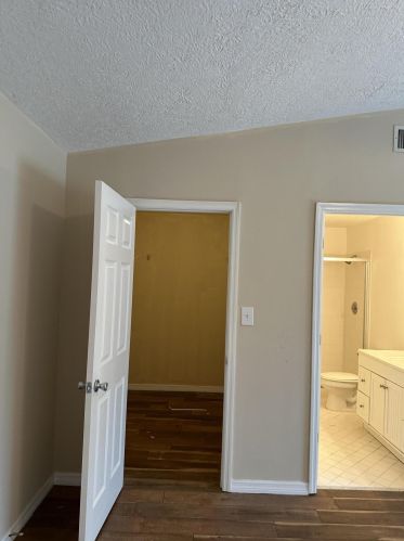 1433 Captains Walk, Fort Pierce FL  34950-6922 exterior