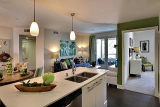 7777 Westside Dr, San Diego CA  92108-1200 exterior