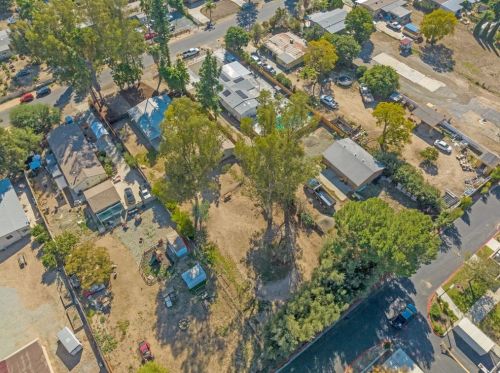 32861 Brechtel St, Lake Elsinore CA  92530-0420 exterior