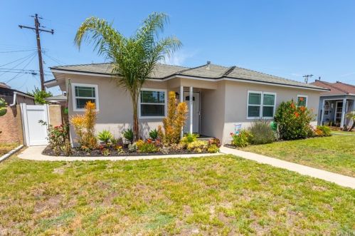 10027 Rosecrans Ave, Bellflower, CA 90706-2561