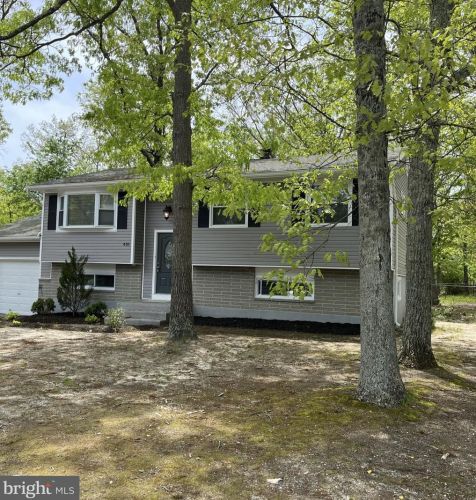 410 California Trl, Browns Mills, NJ 08015-5639