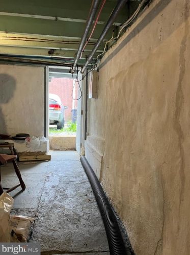 742 Main St, Norristown PA  19401-4102 exterior