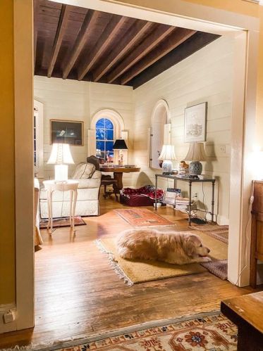 23 Greenough Pl, Middletown RI 02840-2752 exterior