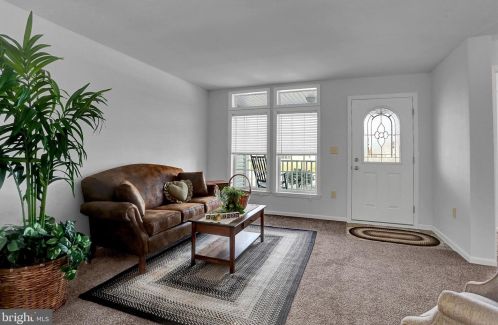 5 Laurie Dr, Lees Cross Roads PA  17257-8150 exterior