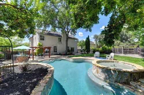 648 Henry St, Folsom CA  95630-7737 exterior