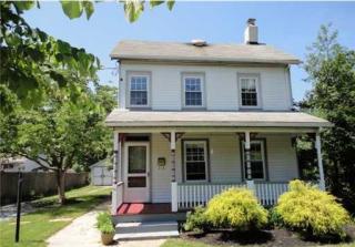 26 Kossman St, East Brunswick NJ  08816-4438 exterior