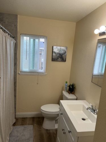 2213 Vicki Dr, Modesto CA  95350-3468 exterior