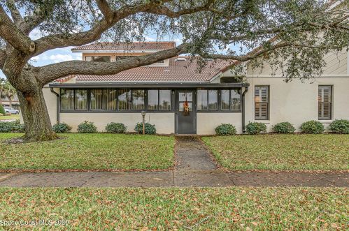 2194 Heritage Dr, Titusville, FL 32780-4698