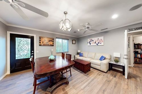 16931 Hart St, Van Nuys CA 91406-4507 exterior