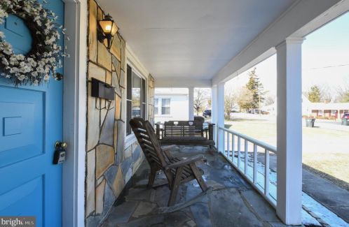 226 Hillcrest Dr, Fredericksburg, VA 22401-4010