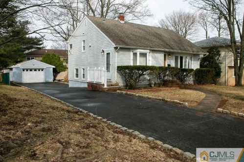 9 John St, Metuchen, NJ 08840-1720